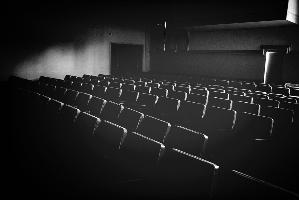 《花木兰》全面撤档，全球影业的“黑暗时刻”