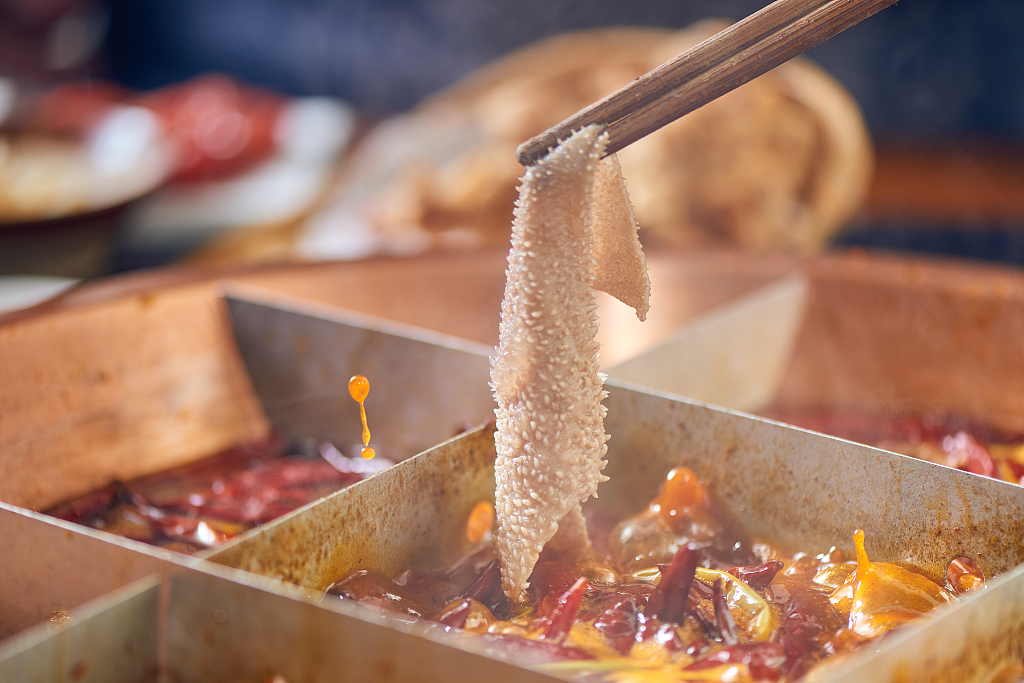 餐饮老板悲喜三月：堂食停了40天，方便火锅等卖了3000万