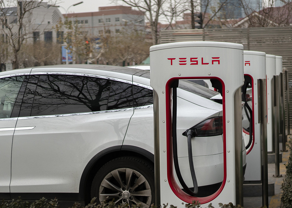 新基建下的充电桩：少数人的游戏，还是多数人的狂欢？