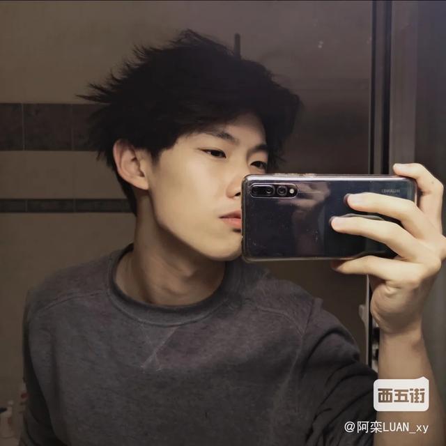 三登央视、人民日报，一个意大利留学vlogger的诞生