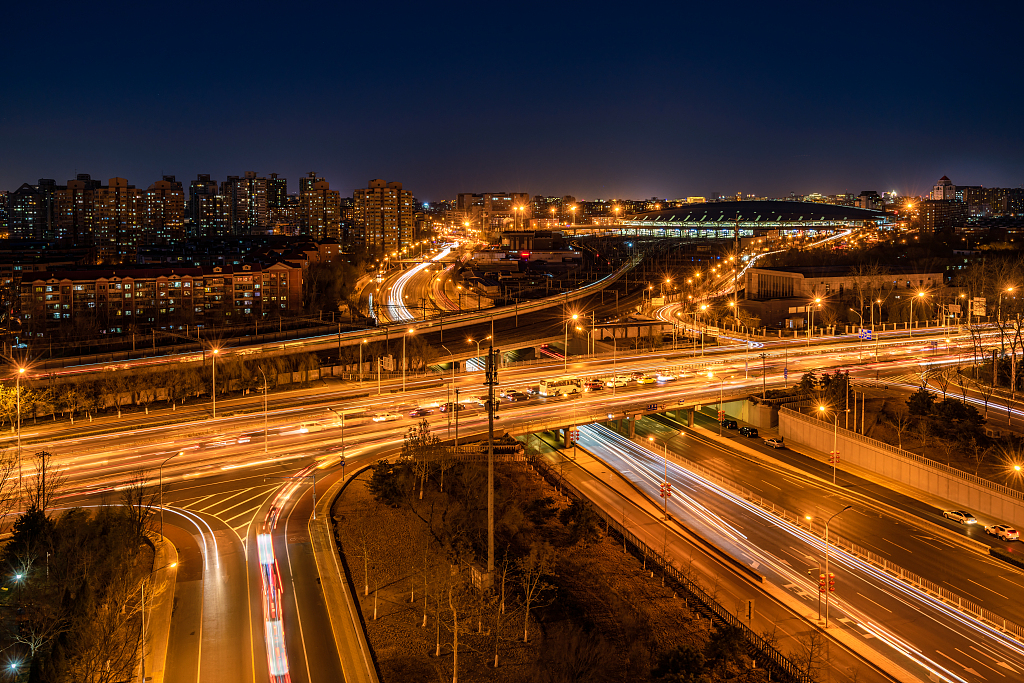 那些对国际疫情幸灾乐祸的人，根本不知道我们将面对什么