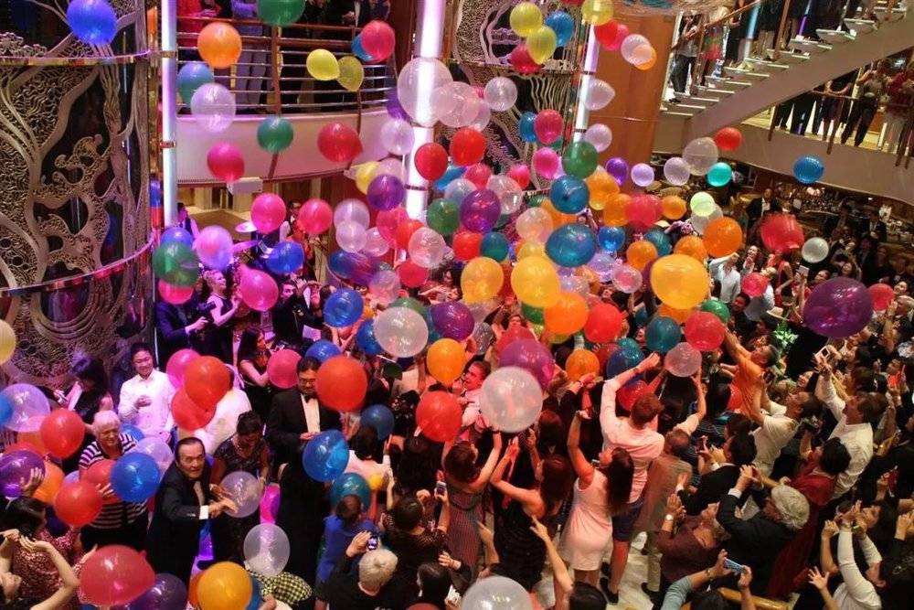 钻石公主号：哨声消逝在太平洋