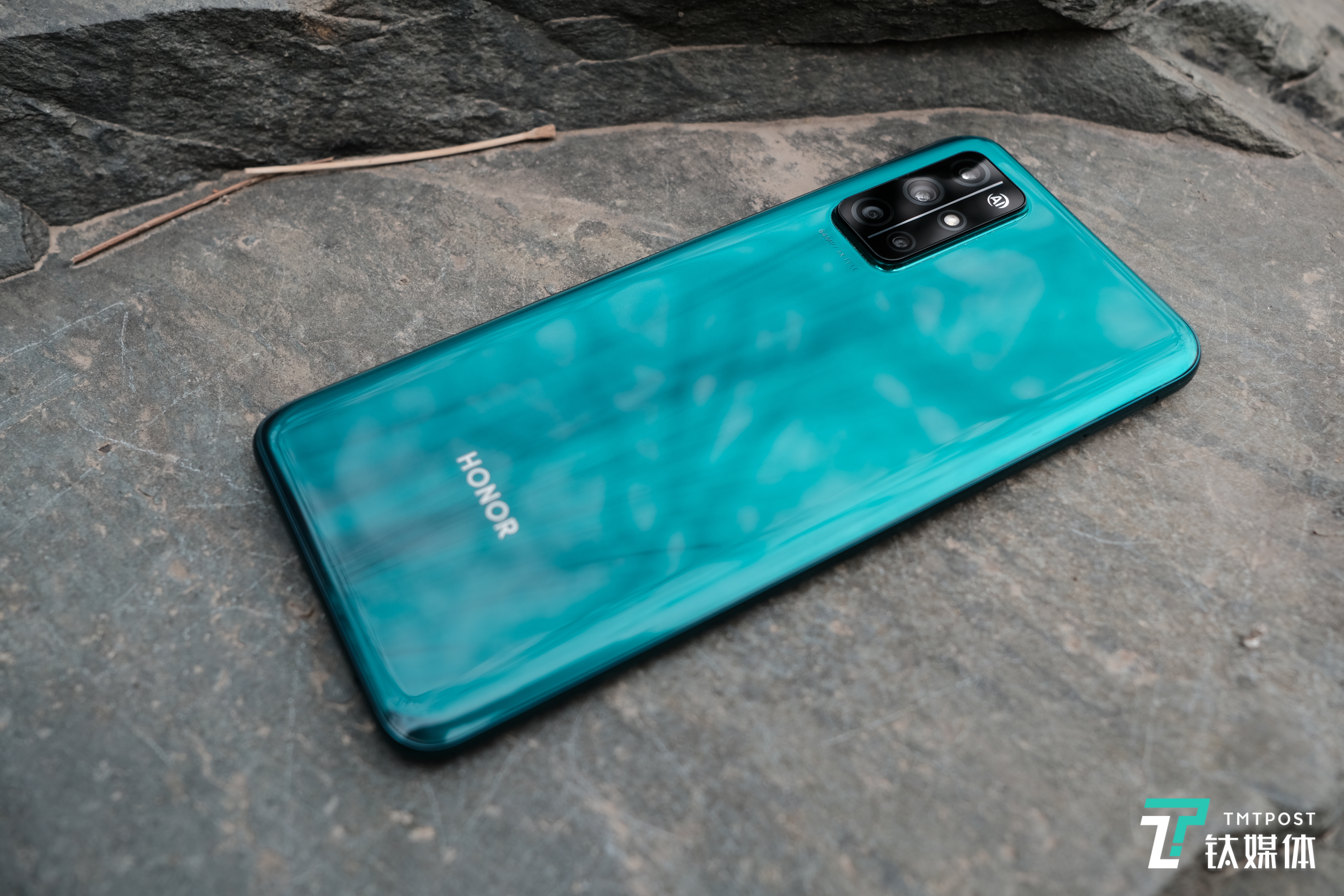 荣耀30S-蝶羽翠配色