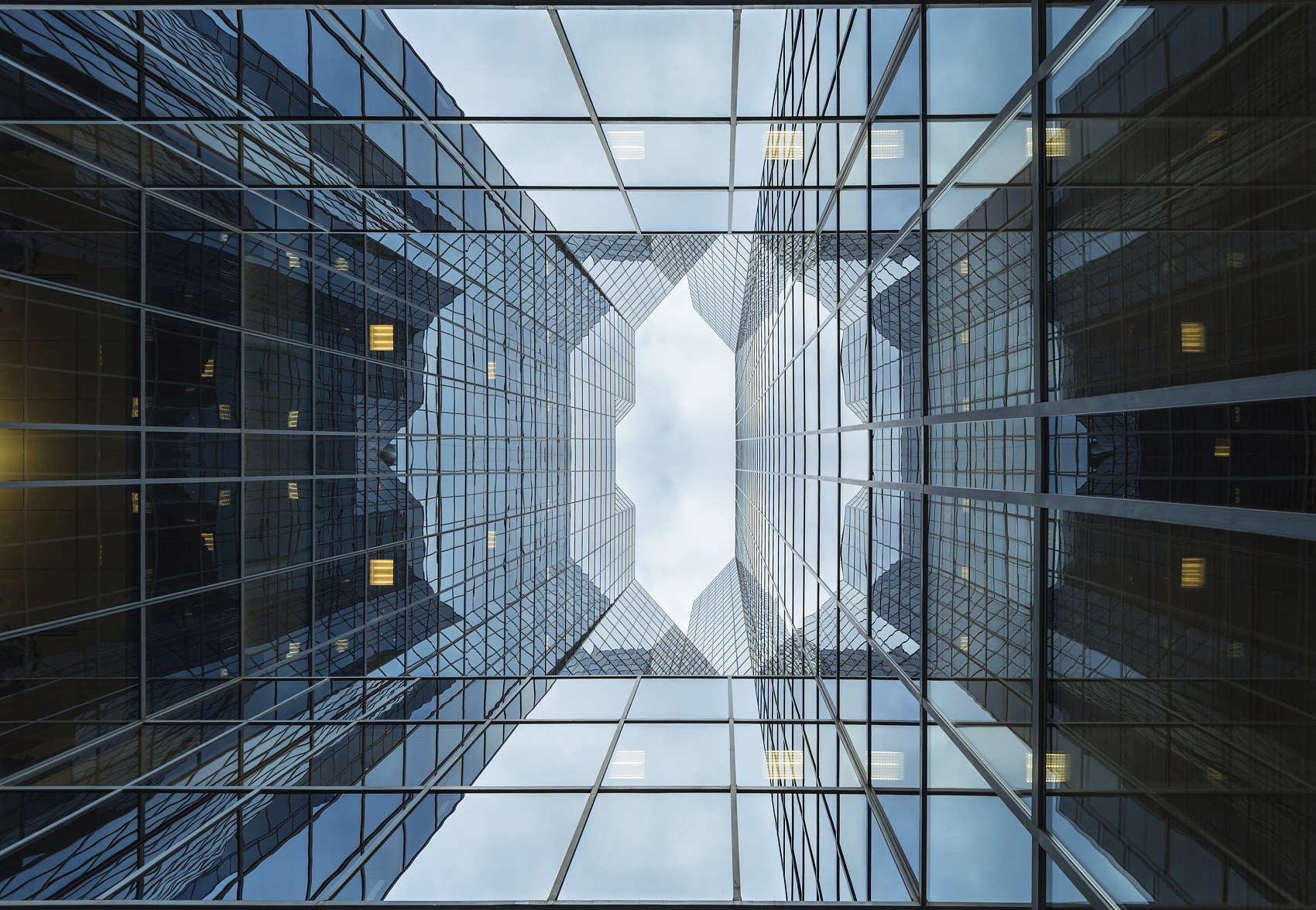 「10派」穿越青铜时代：小米刷新、字节裂变、美团搭梯队