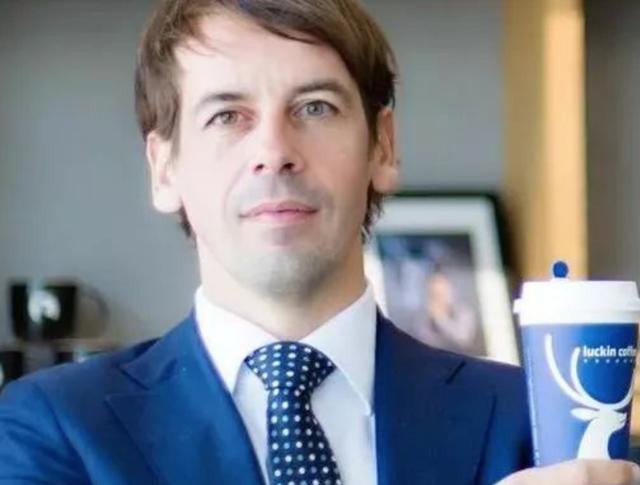 瑞幸咖啡CFO Reinout Schakel