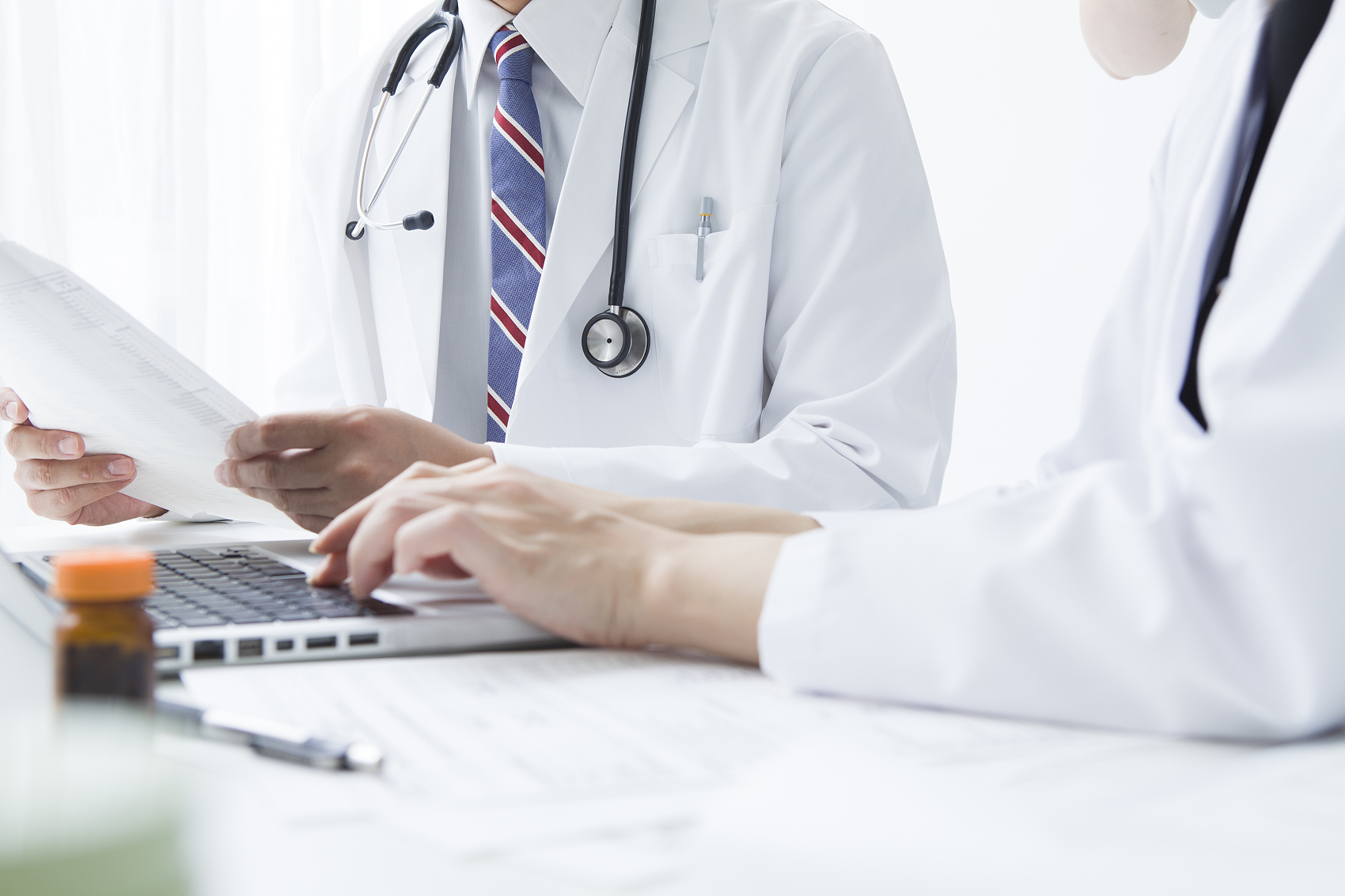 互联网+医疗健康市场已进入4.0阶段，未来三年市场规模将突破1600亿