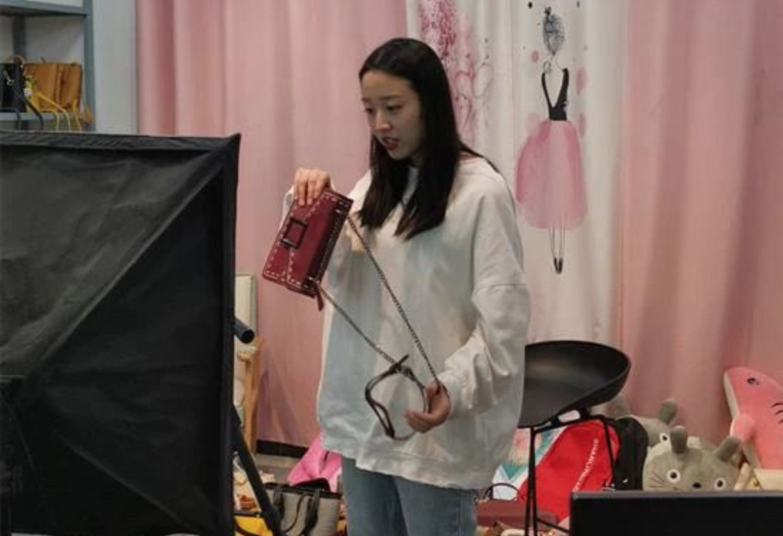 白沟往事：疫情与直播漩涡之下的南北商业逻辑之争