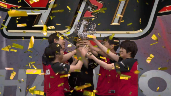 JDG绝杀TES，LPL加速线上数字化“破圈”