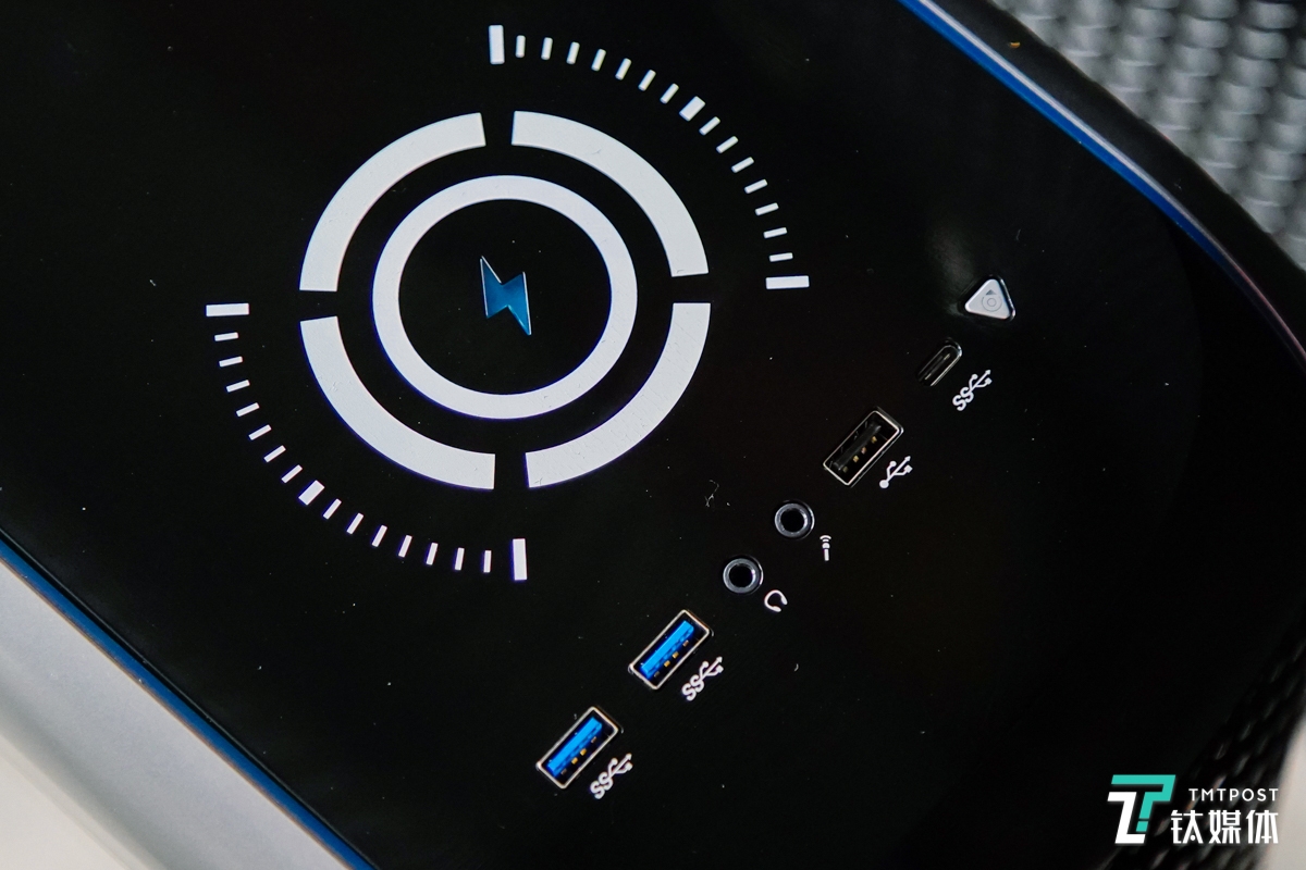 QI无线充电面板