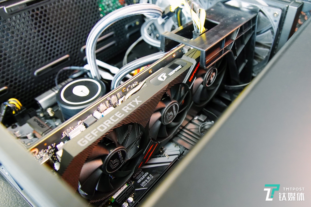 RTX 2060光线追踪显卡