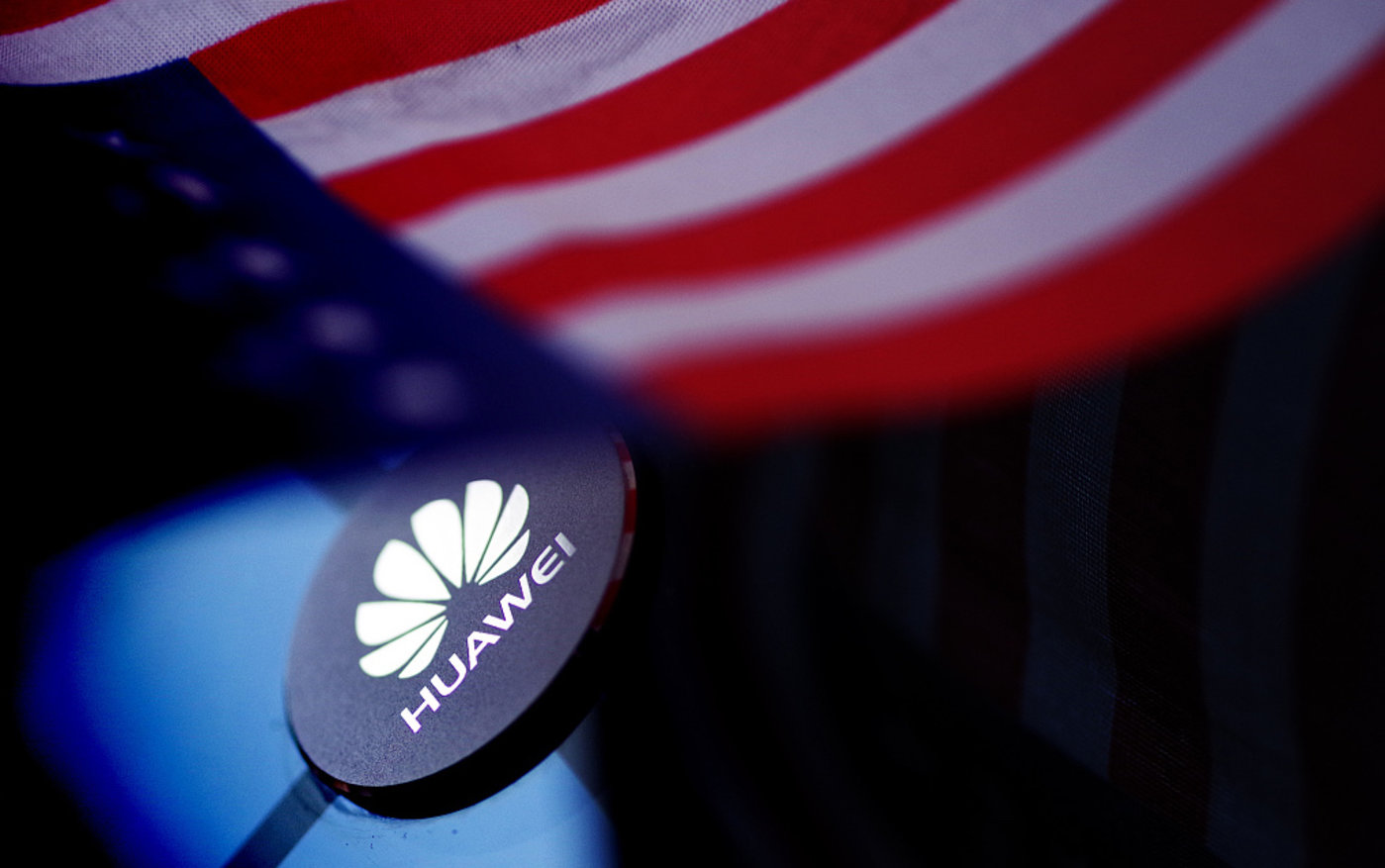 美国对中国企业发起新一轮管制，从去年开始都有哪些国内公司被“拉黑”？