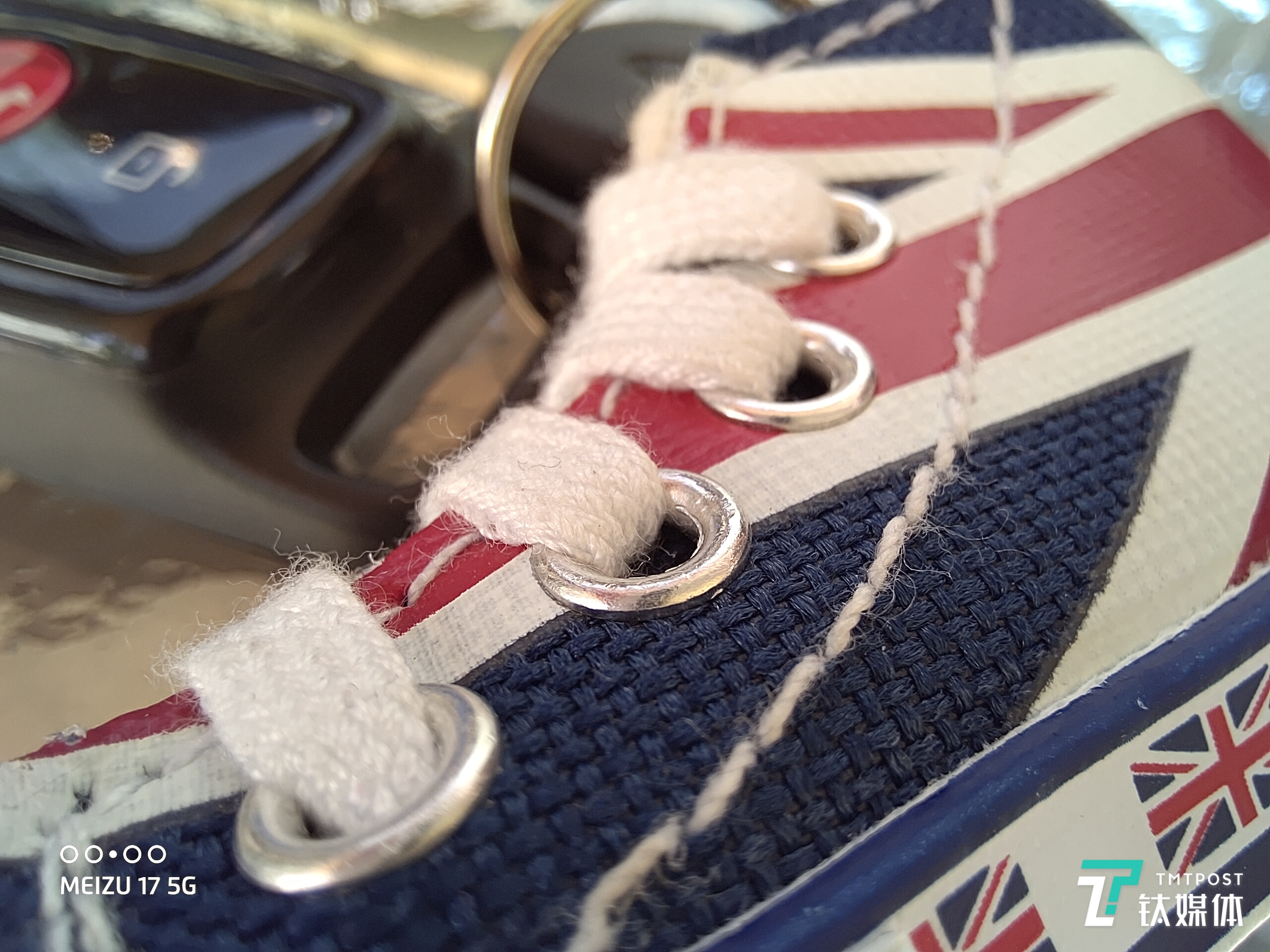 3厘米微距拍摄，这实际是一个钥匙扣