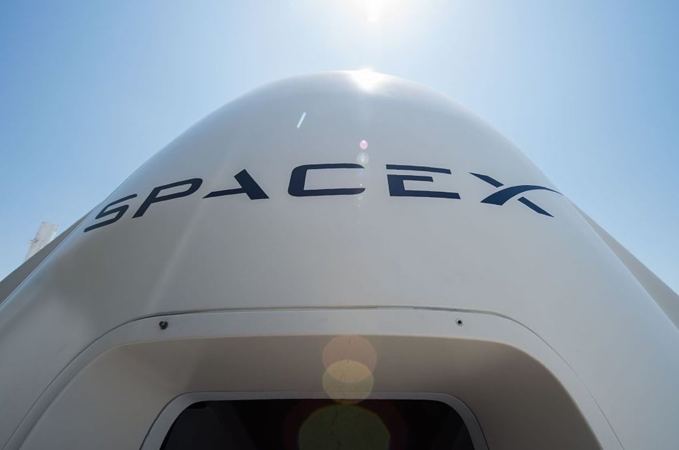 SpaceX载人龙飞船发射成功，马斯克的火星殖民梦还有多远？