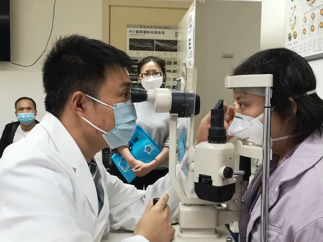 陶勇复工记：仍对患者满怀善意，但他的诊室新增了一条逃生通道