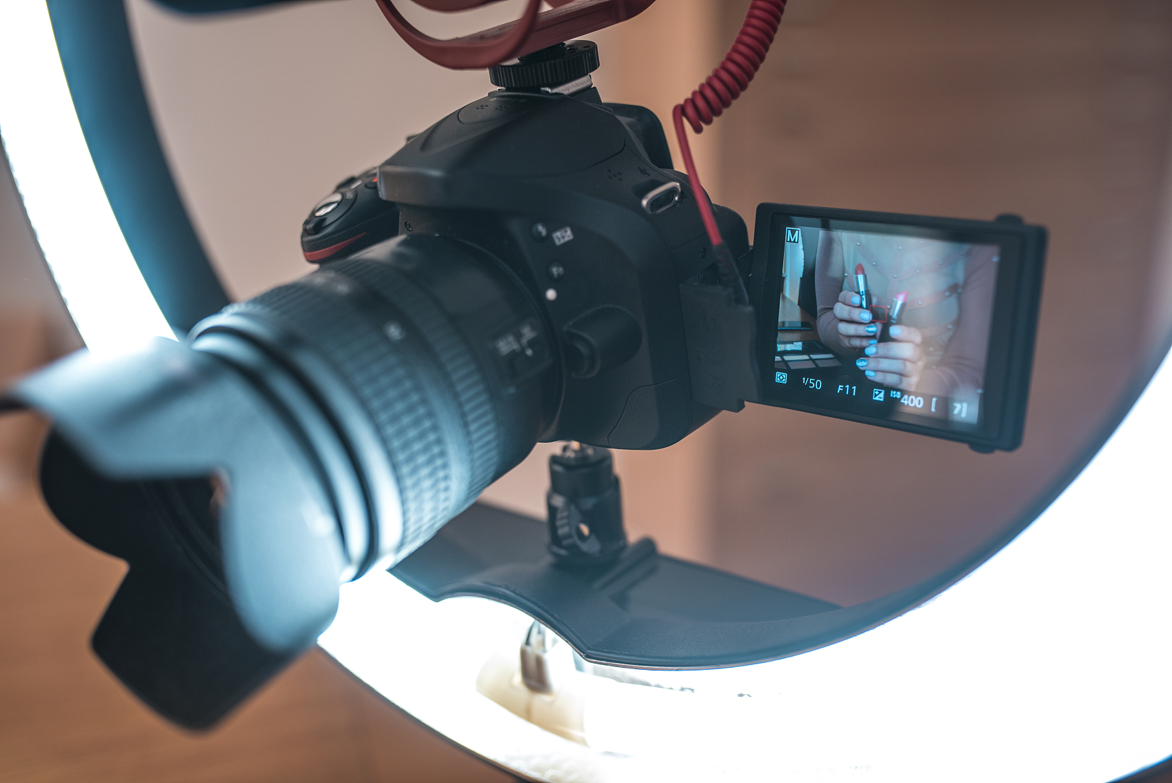 当直播成了这一届618的“入场券”