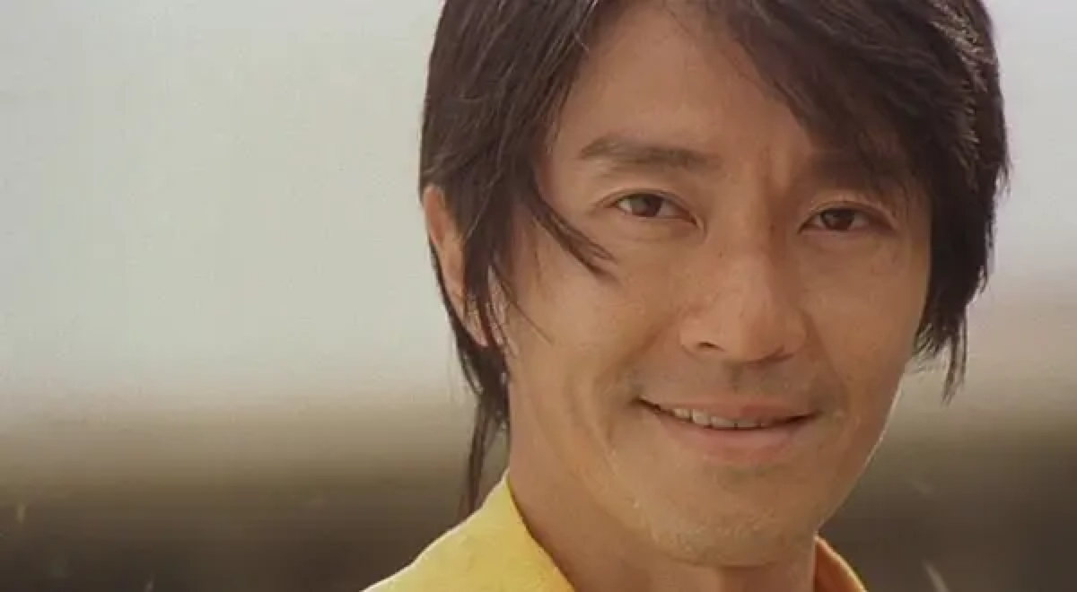 周星驰抵押豪宅筹资，对赌公司老板蹭李佳琦热度高位套现