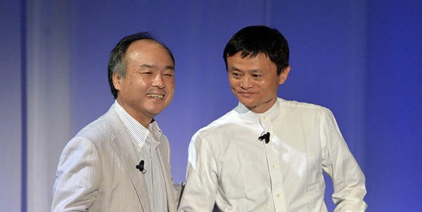 马云和孙正义越过三重门