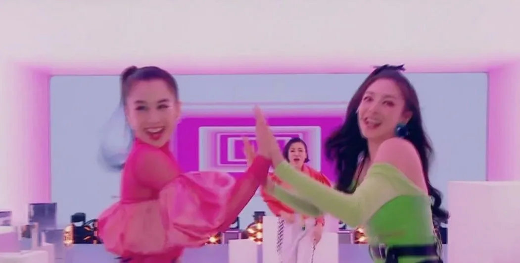 我宁可在职场遇见黄圣依，也不敢碰到张雨绮