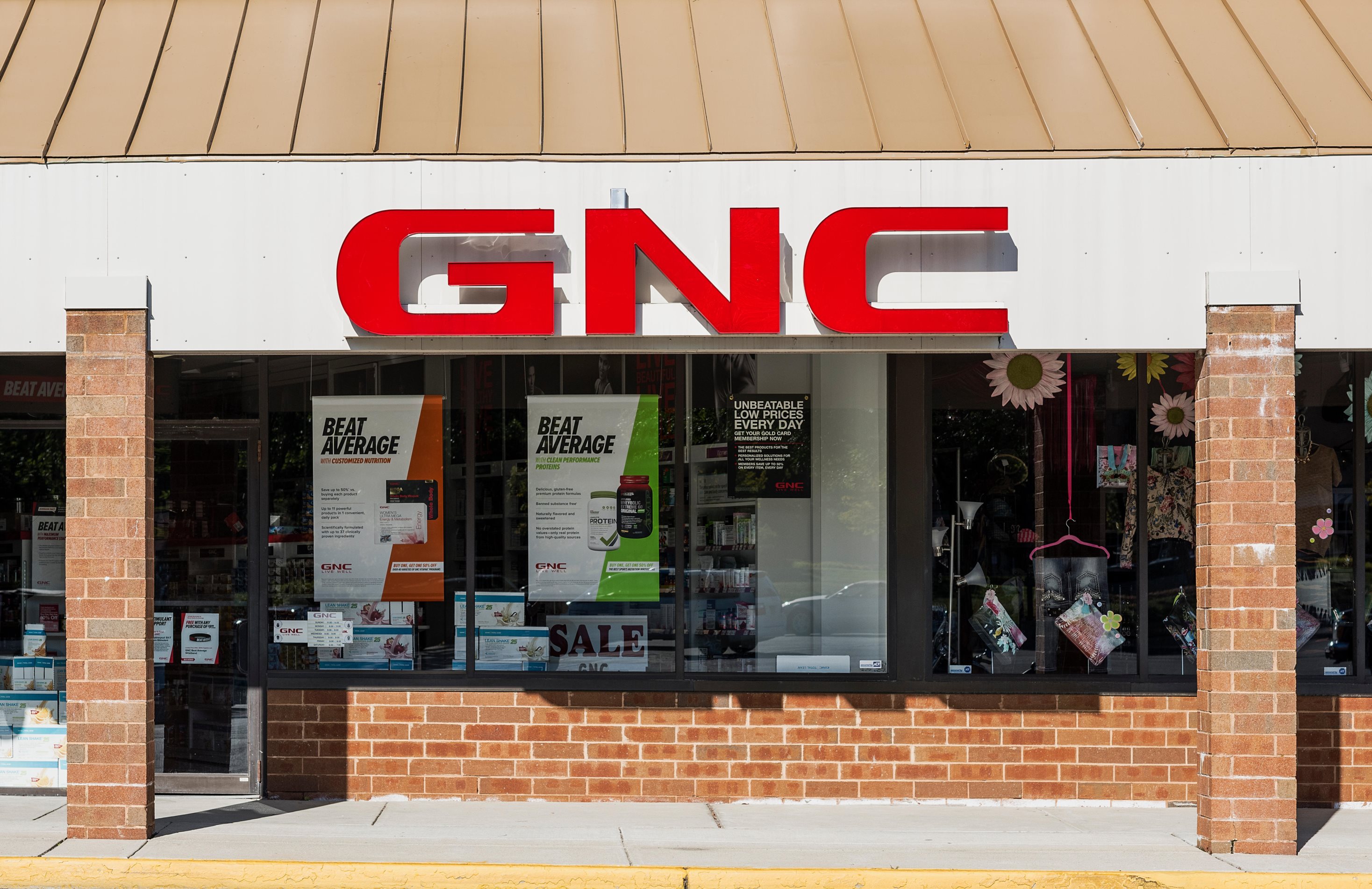 从保健品巨头到申请破产，GNC如何发家，又何以至此？