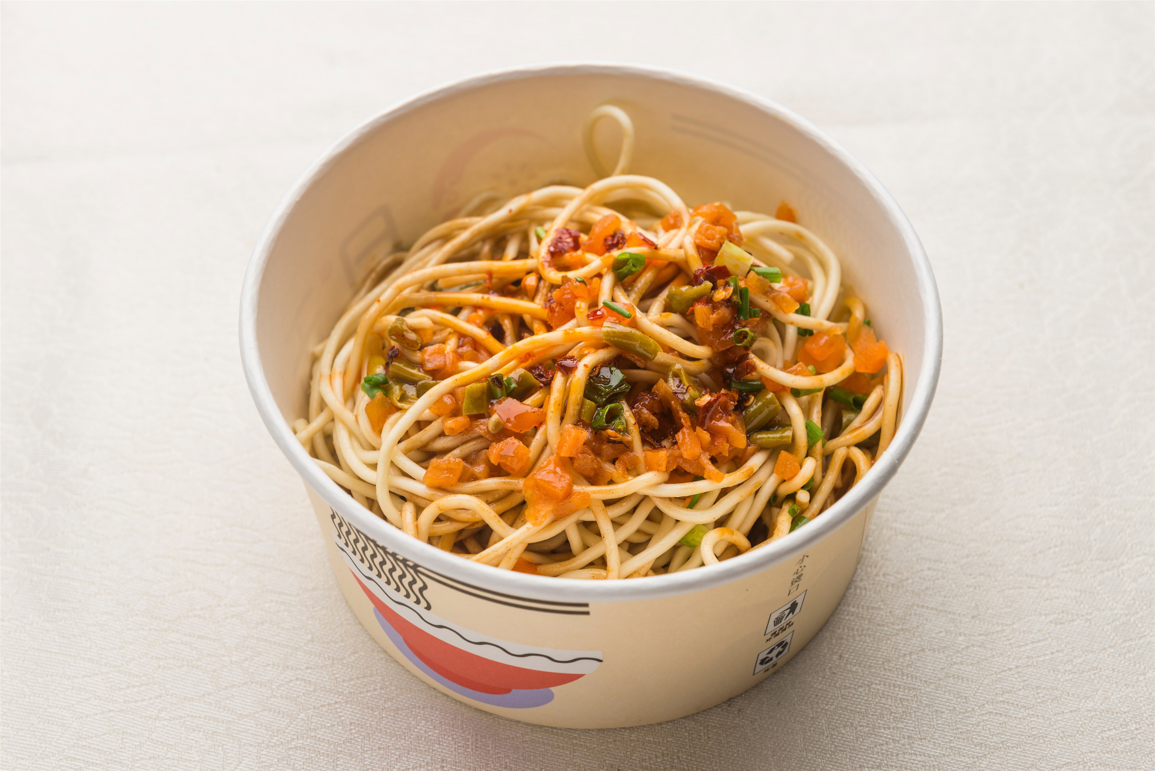 热干面成为螺蛳粉这样的网红，还要多努力？