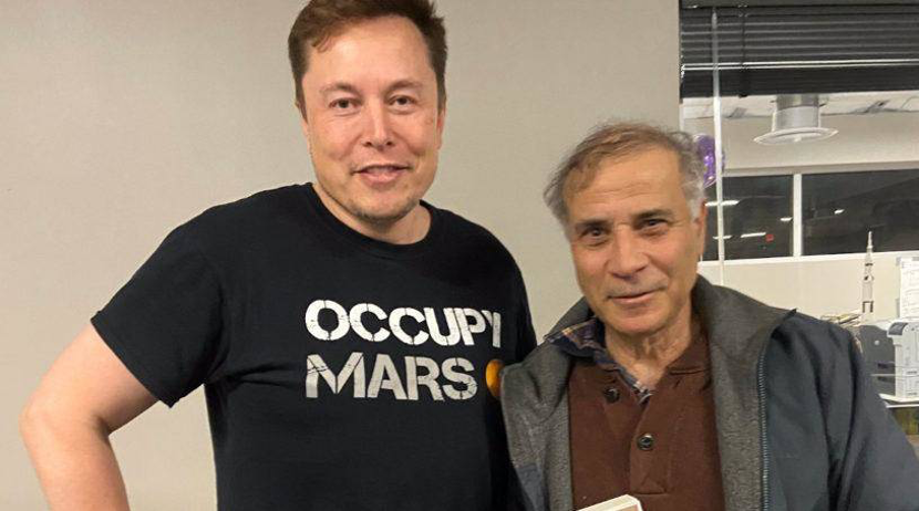 图片说明：美国火星协会创始人罗伯特&middot;祖柏林博士和SpaceX创始人埃隆&middot;马斯克