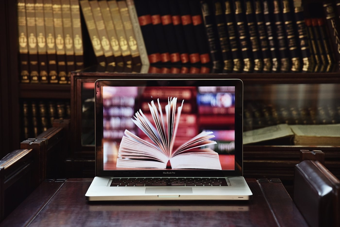 血拼一堆“小说”公司，字节跳动编织网文帝国