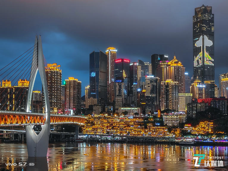 后置摄像头-夜景样张