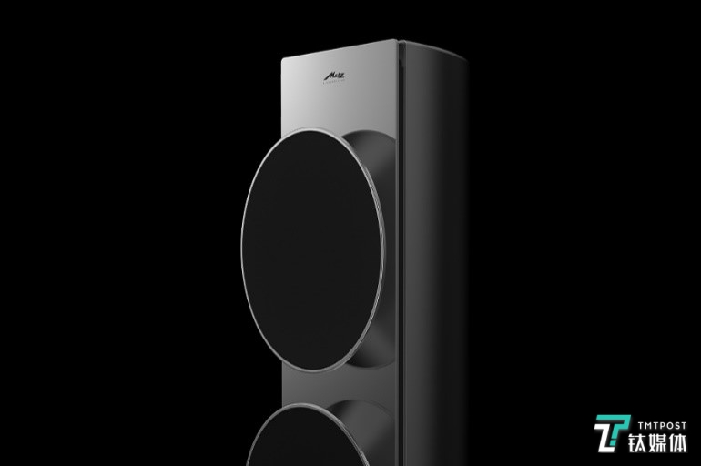 音响表面采用磨砂与镜面结合的特殊处理工艺