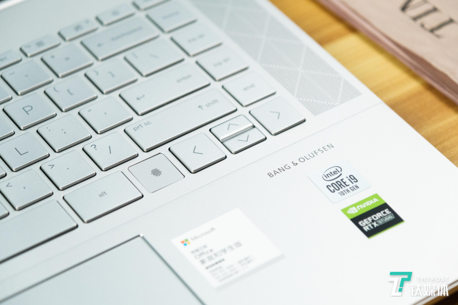 由Bang&Olufsen调教的扬声器