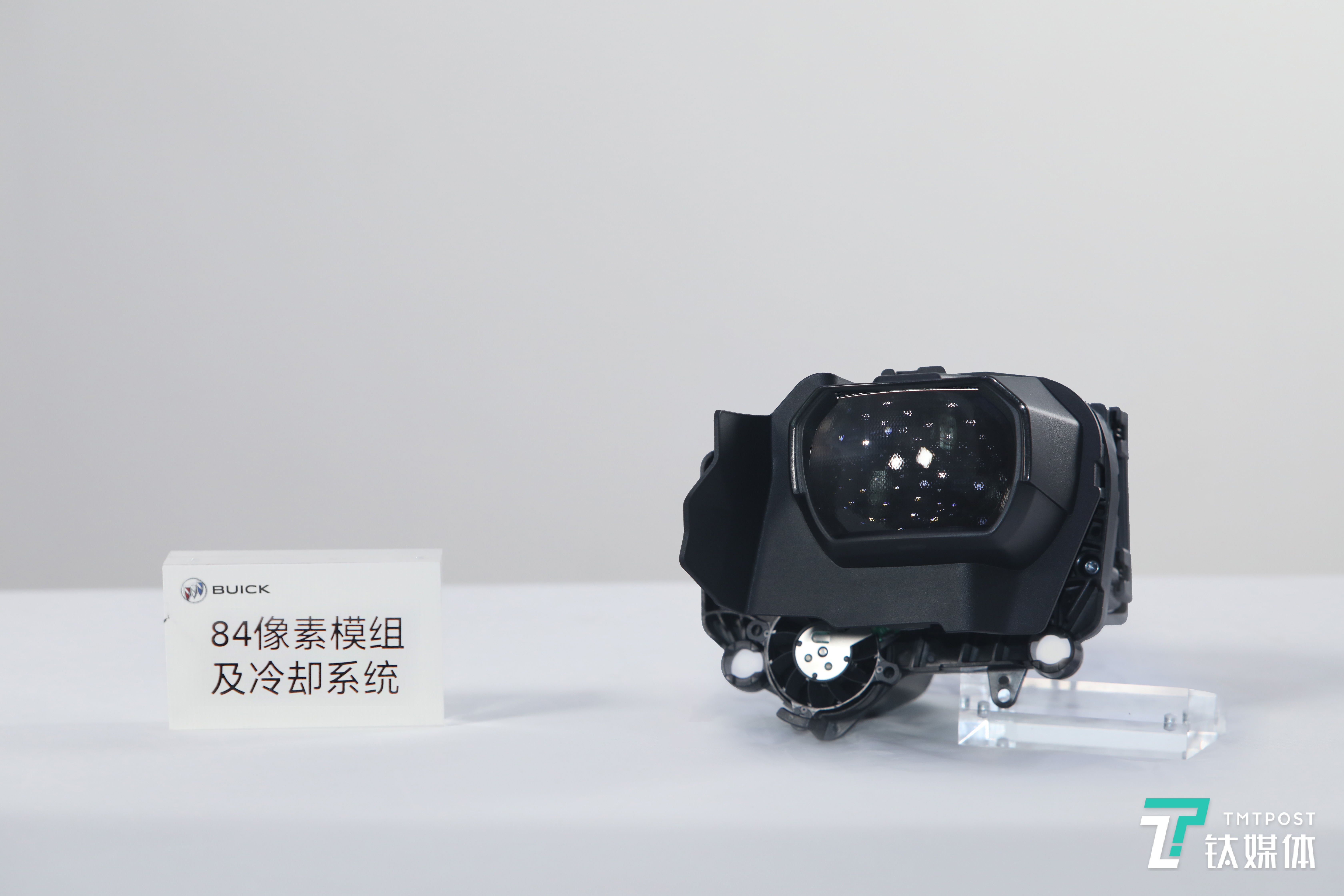 84像素模组及冷却系统