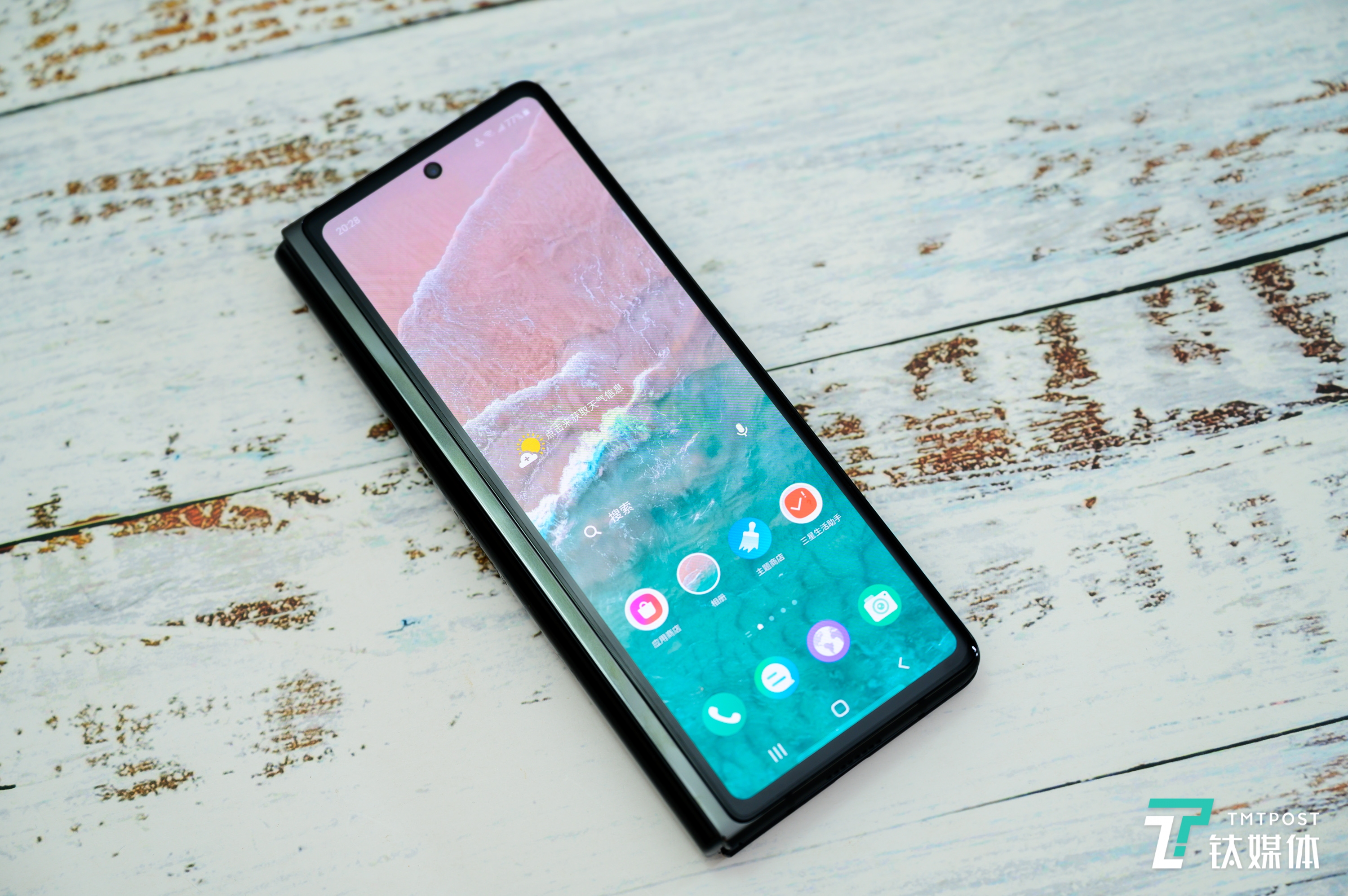 正面6.2英寸屏幕