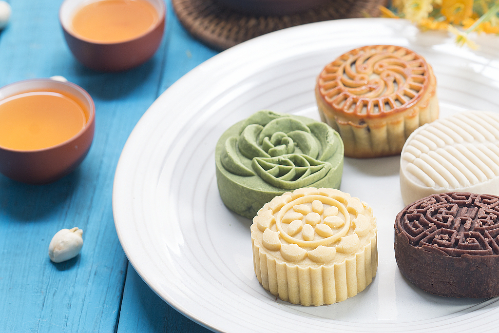 商家卖券、快递爆单，2020中秋送礼套路深