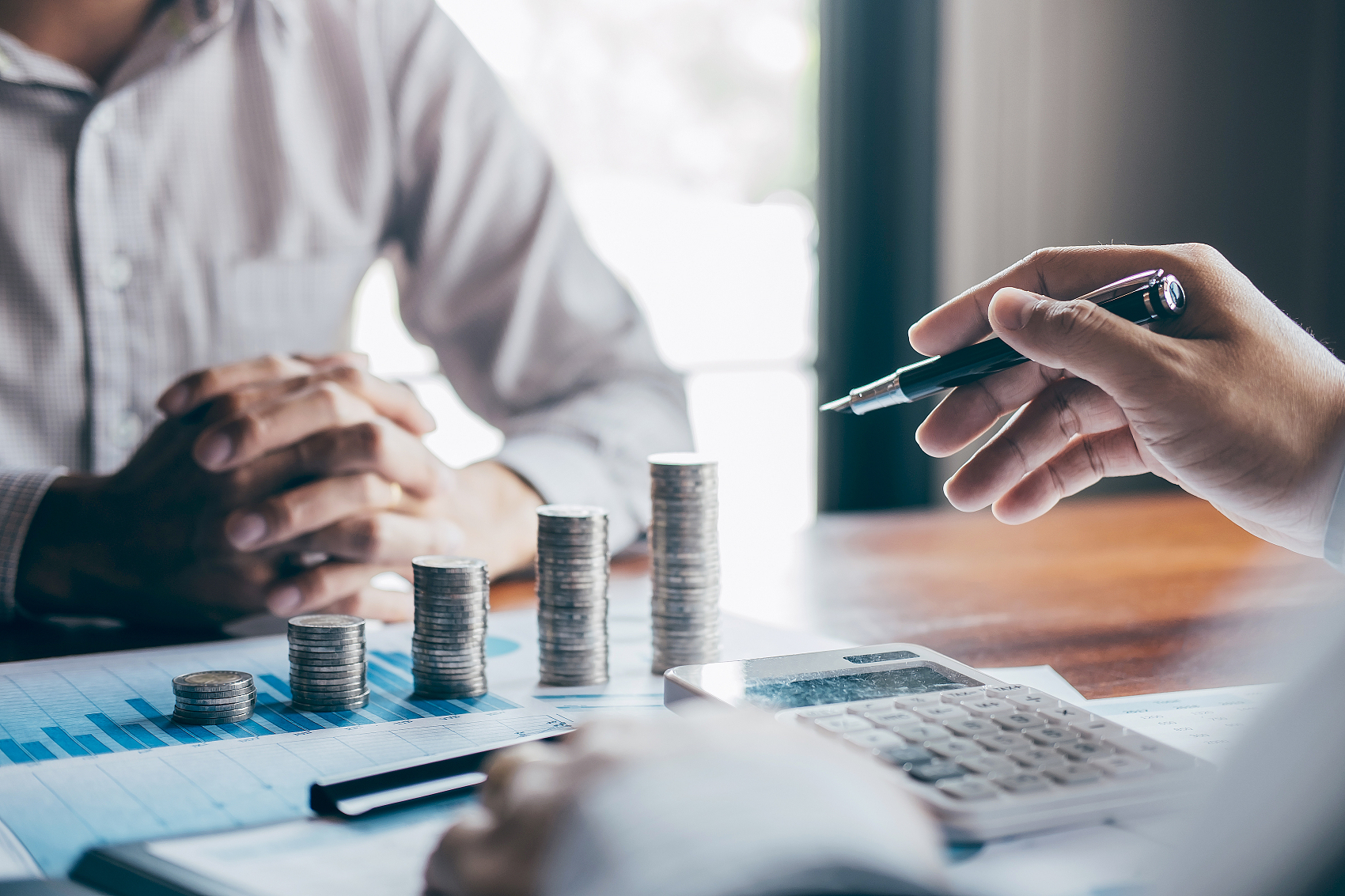 当金融科技公司撕下“金融”标签