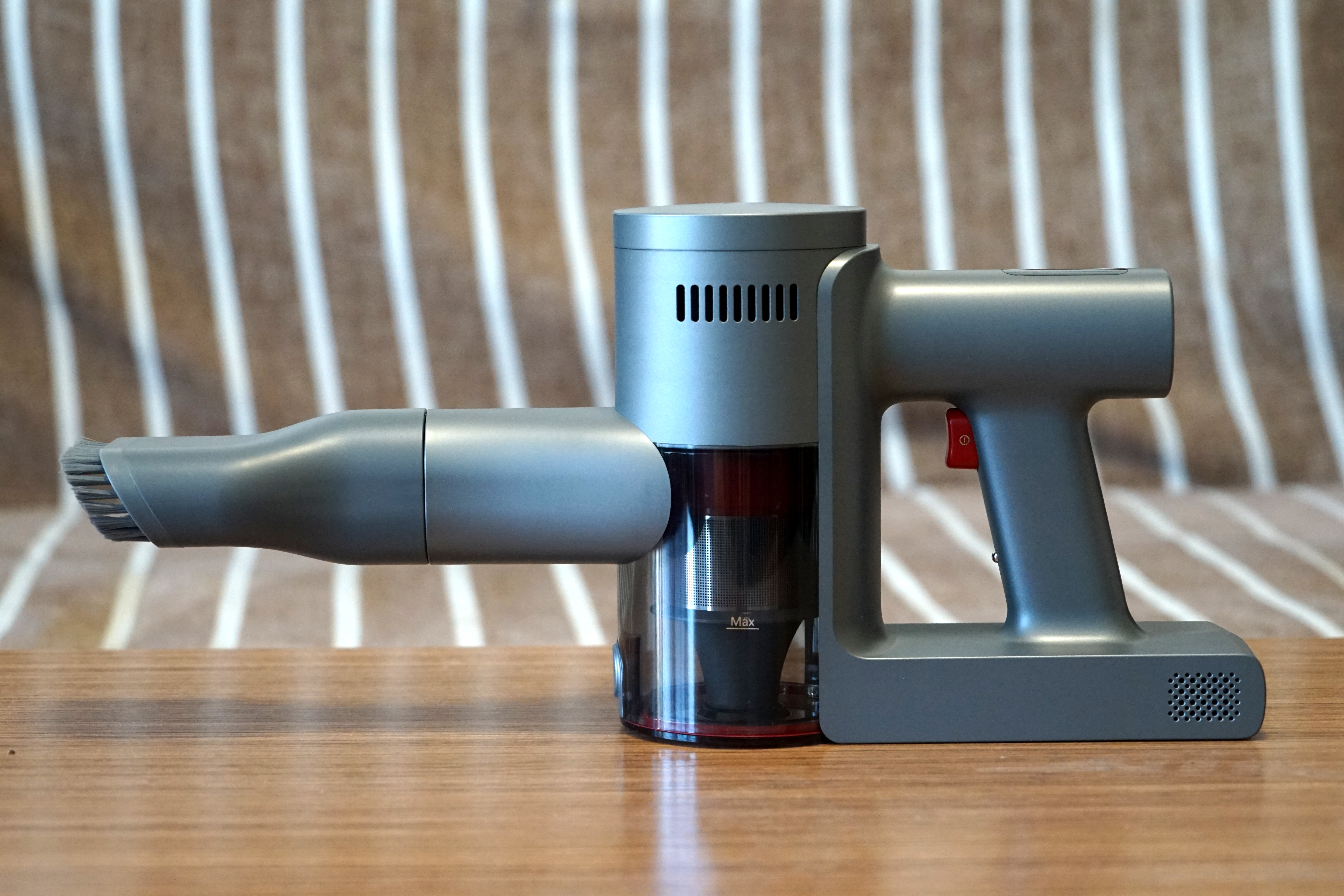 顺造吸尘器L1评测：轻量化设计和高效率不是对立面