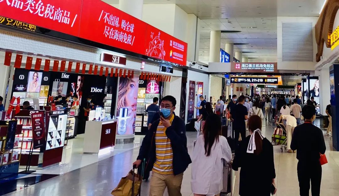 海口美兰机场，深响/摄