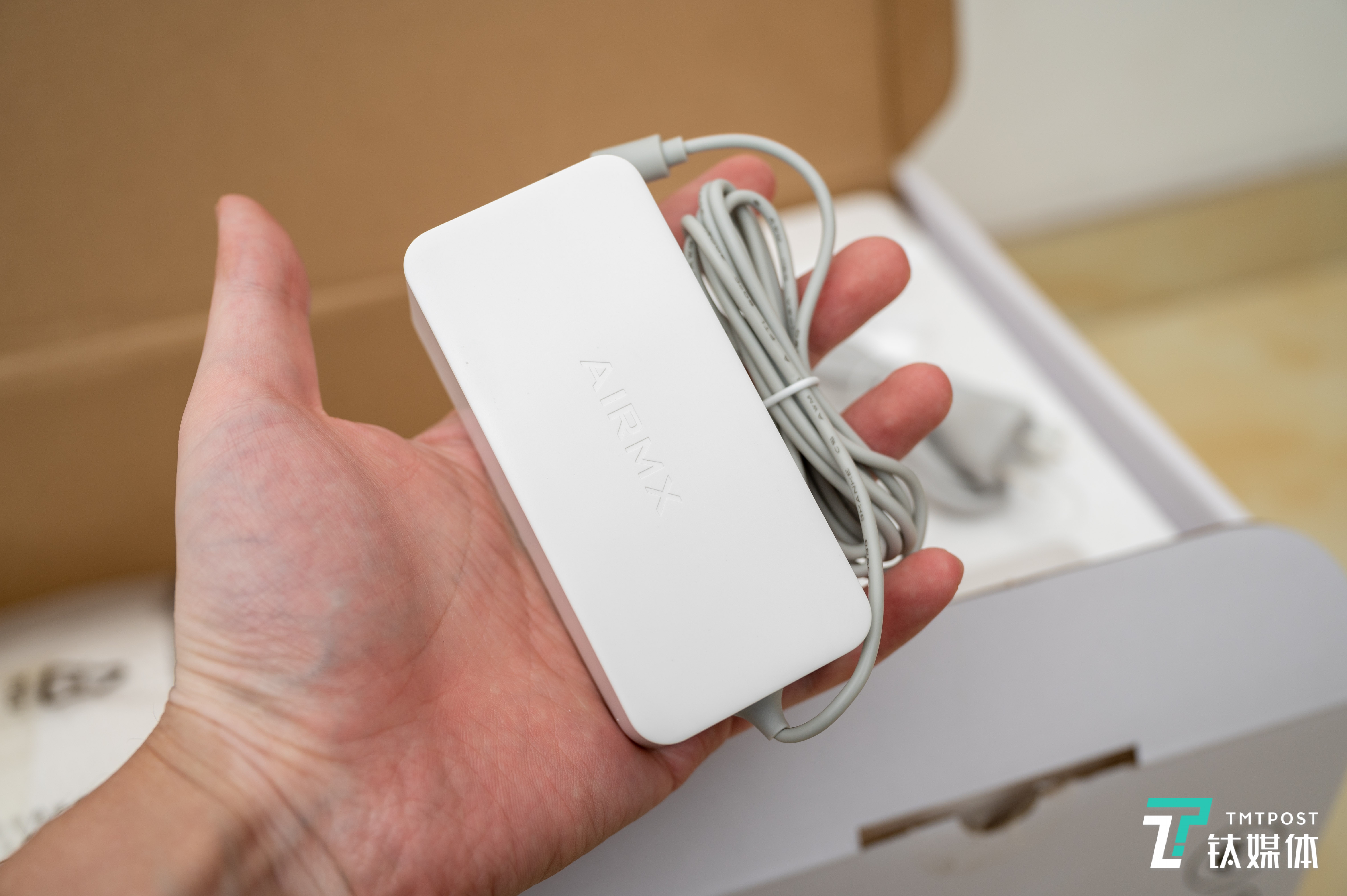 电源线长度可以覆盖更多空间