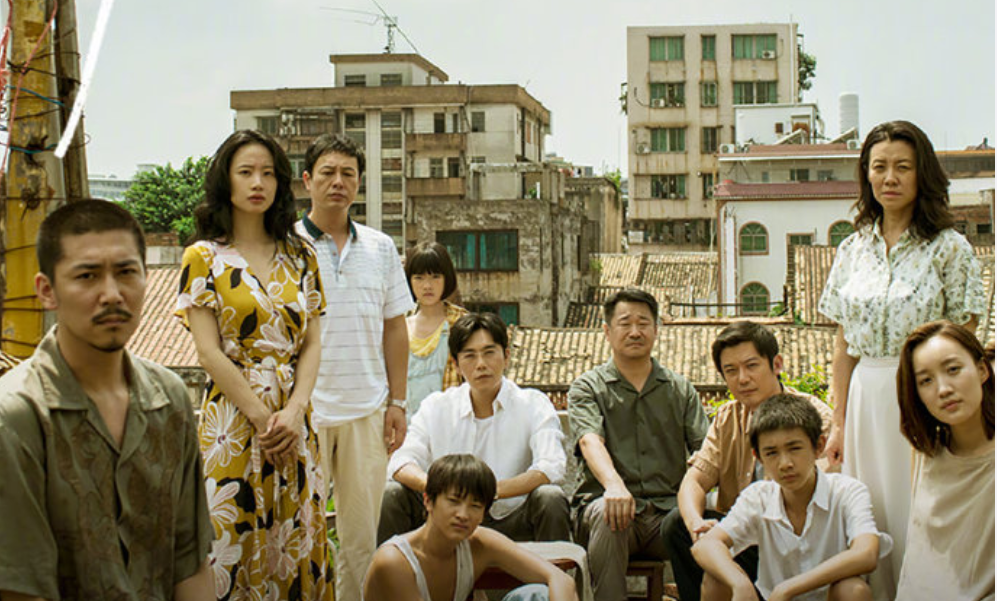 “卖身”传闻中的爱奇艺，缺钱也缺资源