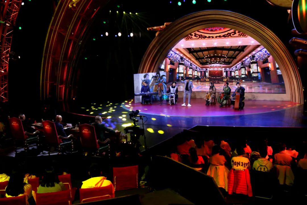 央视《金牌喜剧班》领衔、超10档新节目就位，喜剧综艺再迎井喷潮？