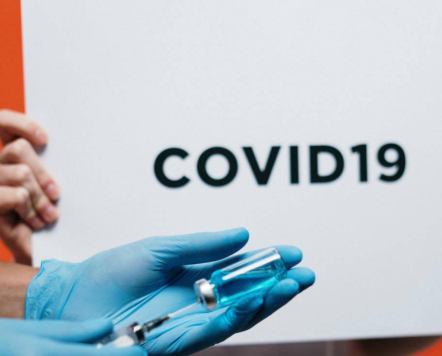 【钛晨报】辉瑞、BioNTech宣布新冠疫苗有效率超90%，全球风险资产应声狂飙；暴风集团今日摘牌，百亿市值已跌至不足亿元