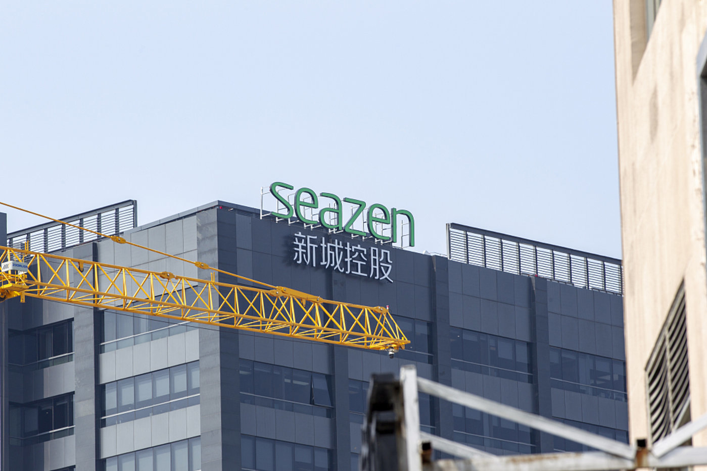 净利润同比近5年最低，新城控股进入“二代”王晓松手中，成色几何？