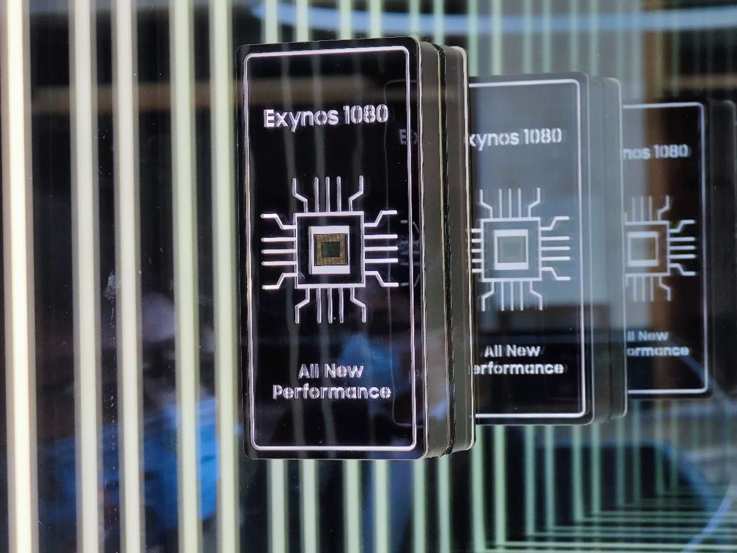 三星发布Exynos 1080移动处理器，支持2亿像素拍照、vivo首发 ｜ 钛快讯
