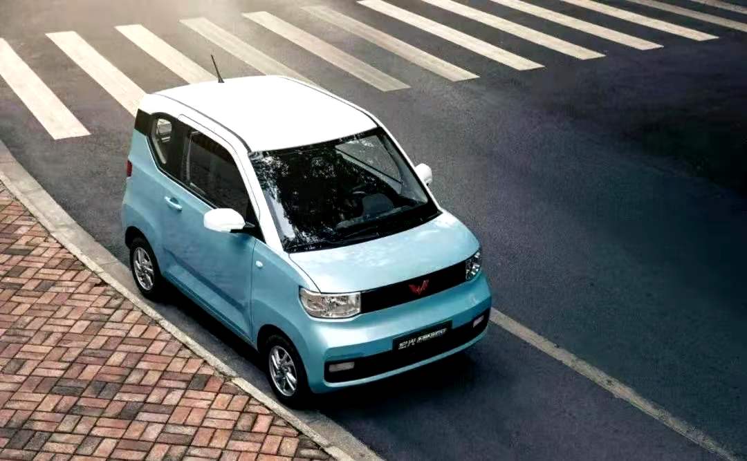 低价电动汽车上“牌”之谜