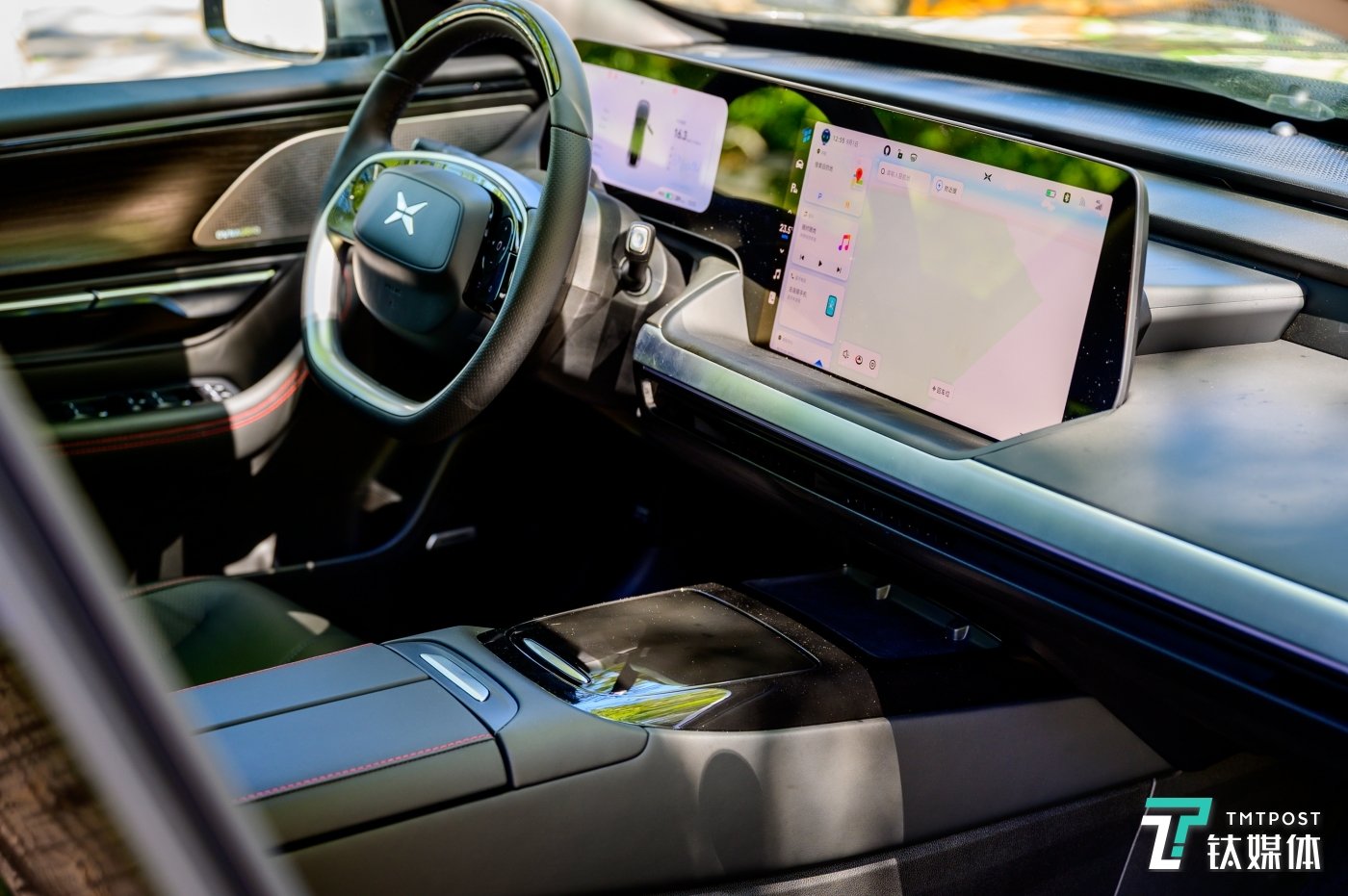 缠斗特斯拉，小鹏汽车的危险游戏