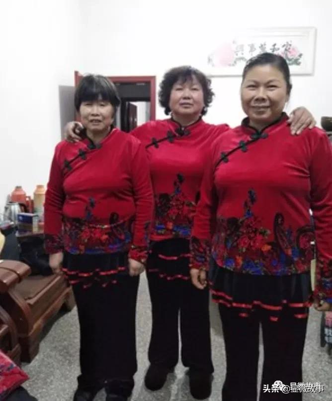 图 | 一起练广场舞的朋友