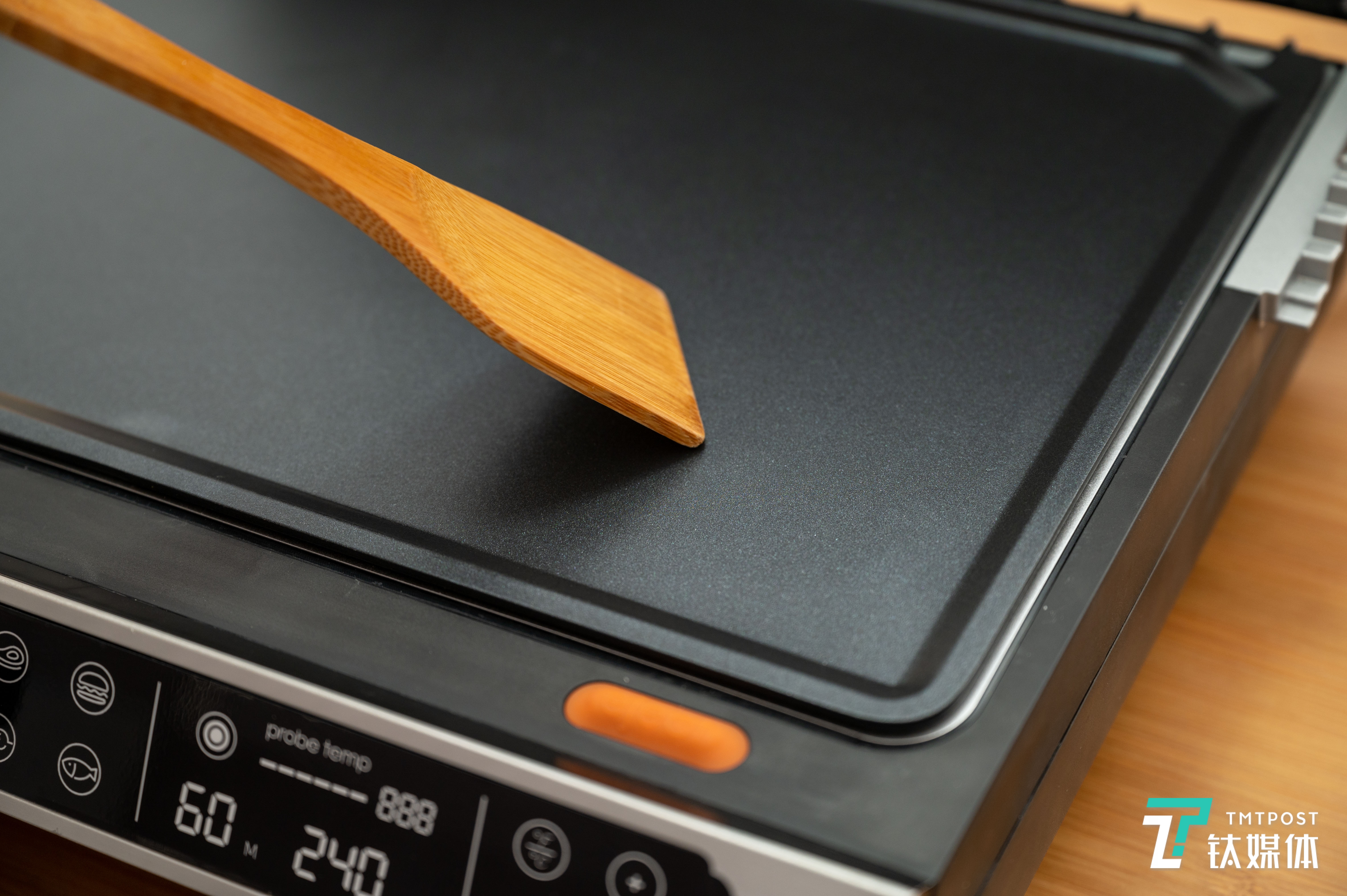 用竹制器具烹饪