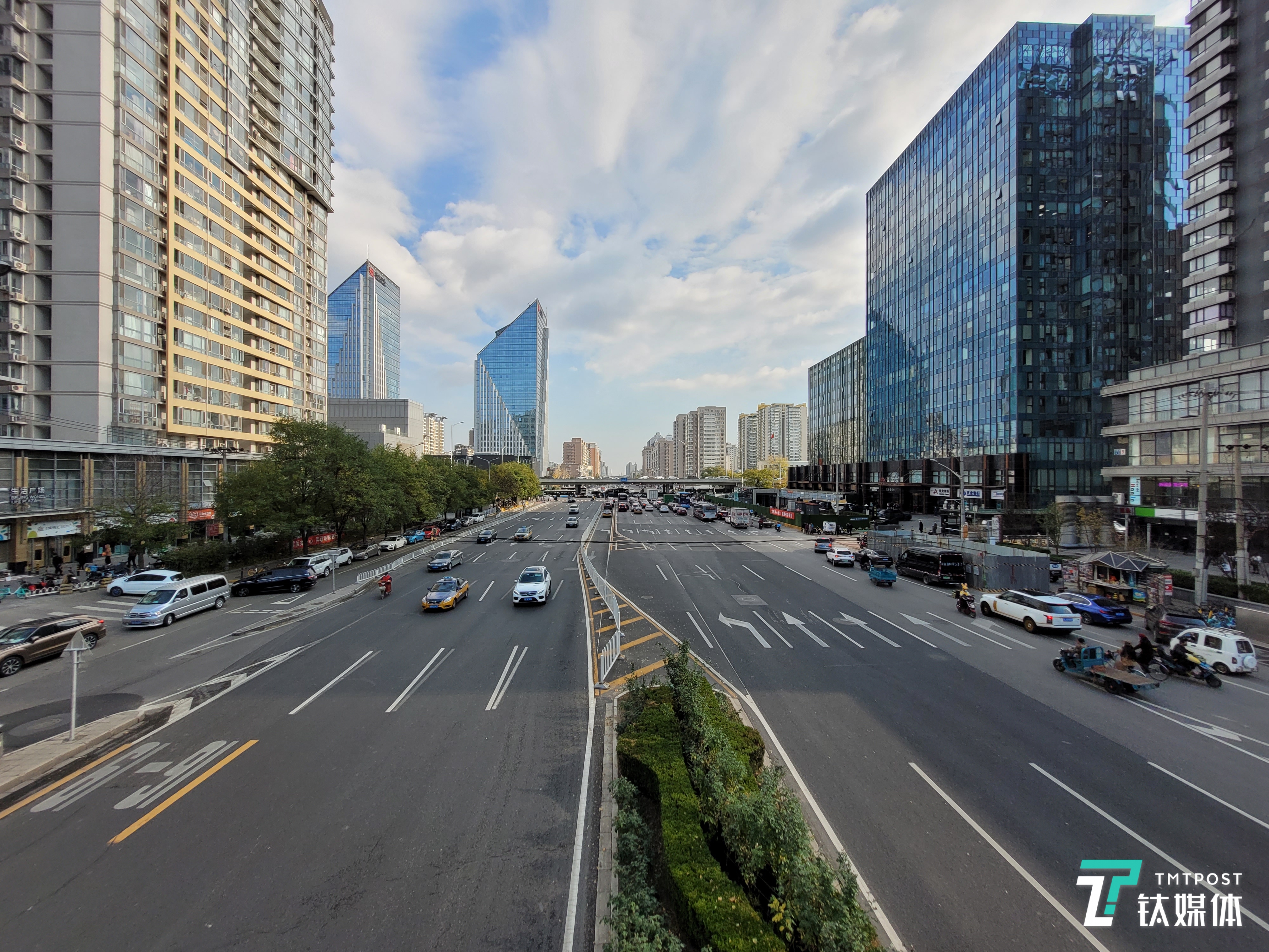 Galaxy S20 FE 5G-超广角样张1