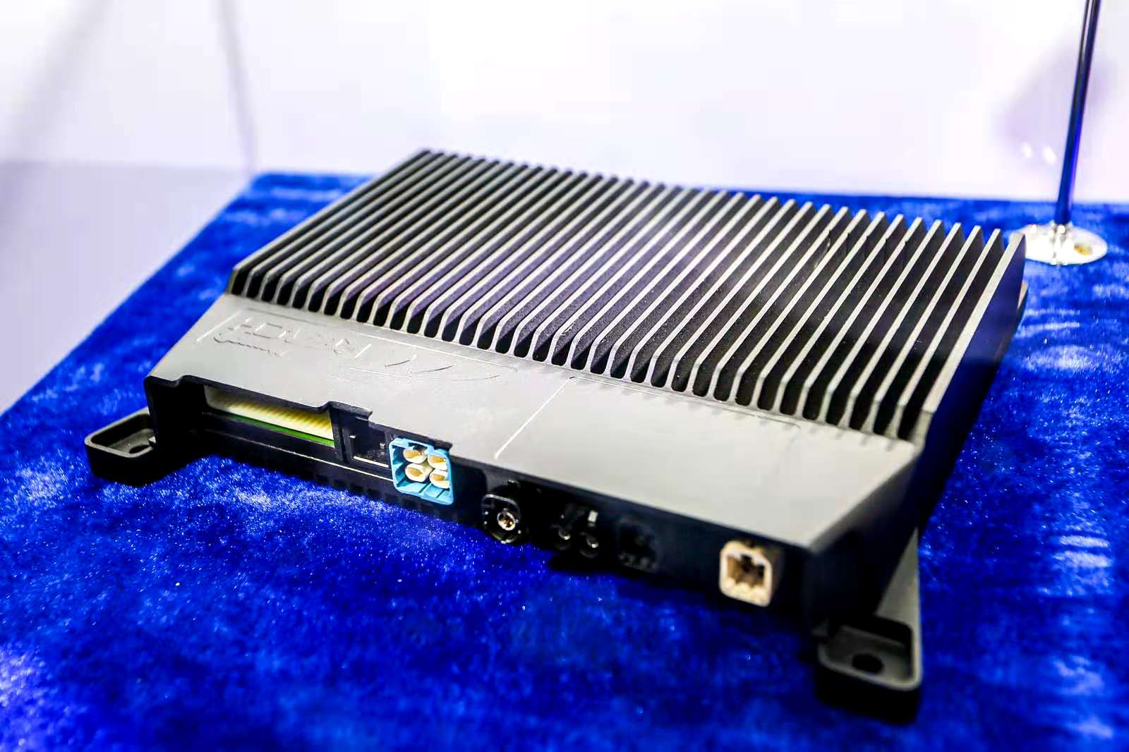 对话东软睿驰曹斌：软件定义汽车时代，未来最赚钱的还是主机厂