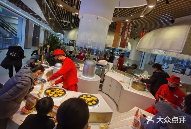 方便食品直接上菜，自嗨锅和西贝哪来的勇气?