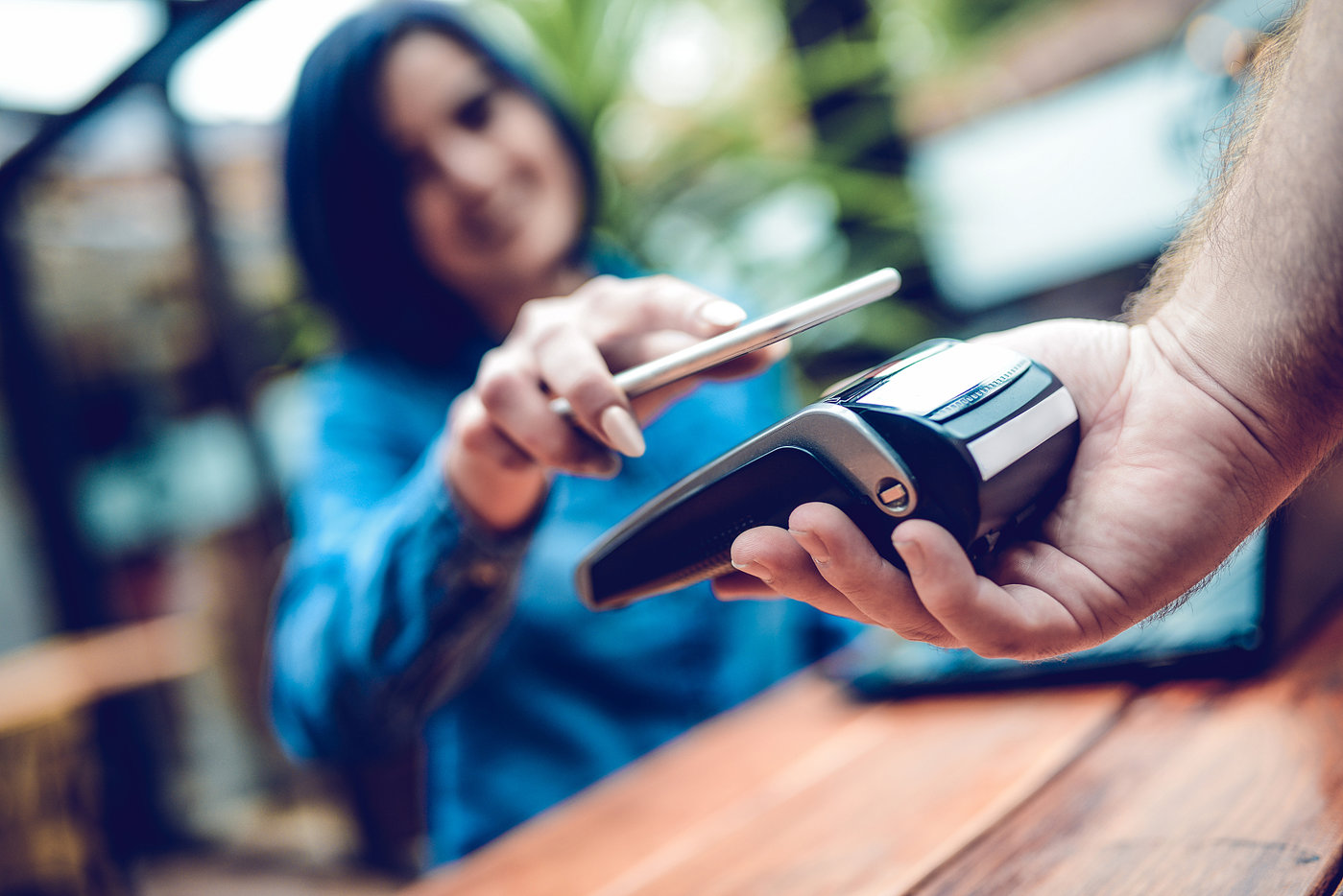 美团字节滴滴重启支付大战，王兴张一鸣不甘心