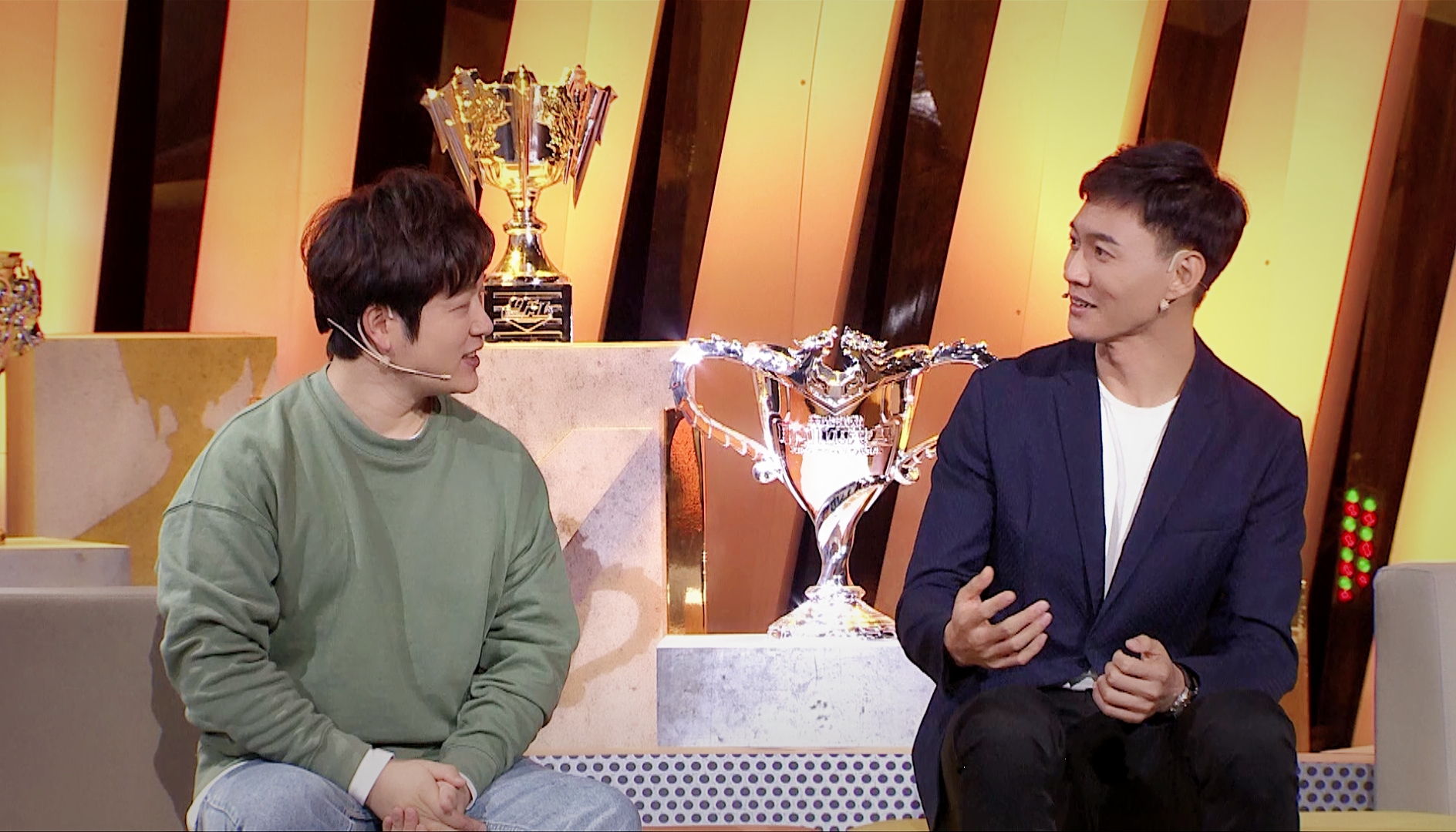 电竞追光者：冠军教头阿布、仲满